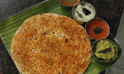 Podi Uthappam