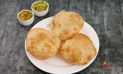 Poori with Sd (3 pcs)